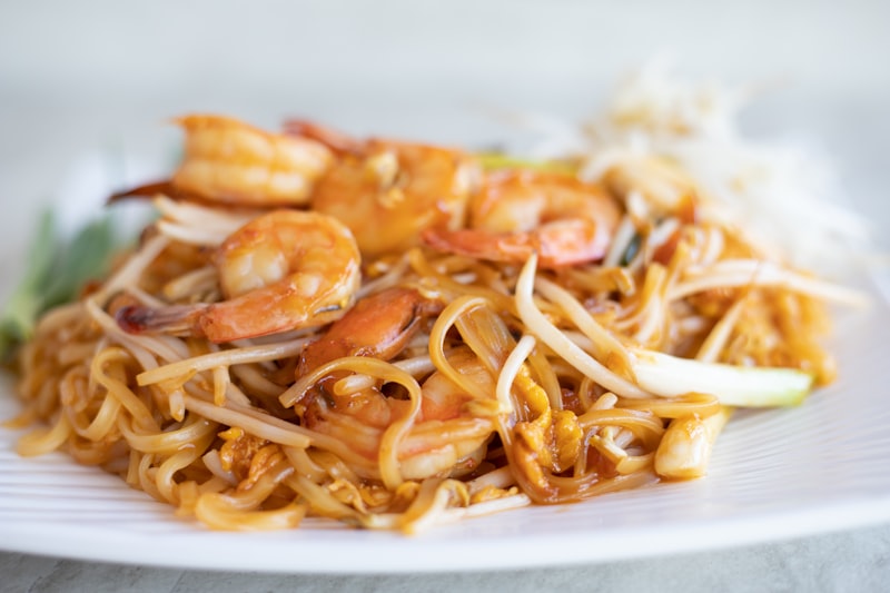 Thai food and smartphone